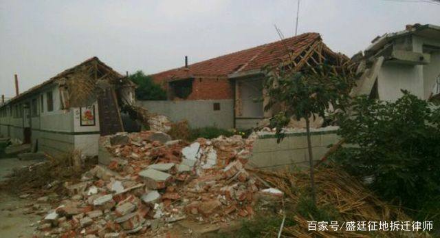 现在只剩下断壁残垣：