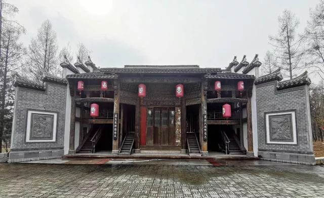 曹园自行拆除违建