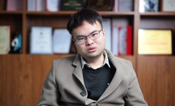 史梦舟律师2.jpg