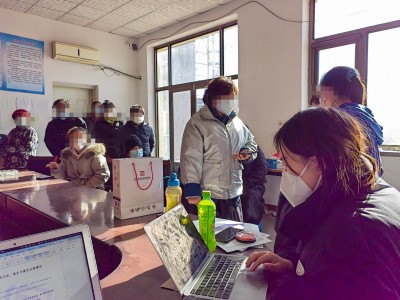 和赵琳律师在河北廊坊参与多户维权案件.jpg