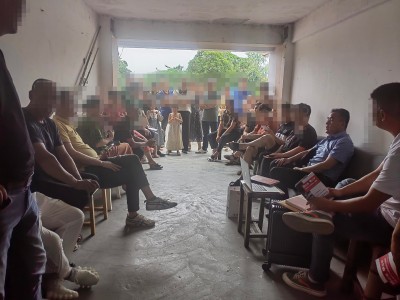 和赵传学律师在温州参加多户维权案件.jpg